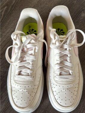 Nike Women’s White Sneakers with Light Pink Swoosh